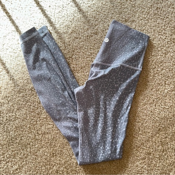 EUC Align Pant 28" *Engineer Print, City Camo Silver Drop, Size 2, NO PILLING - Picture 6 of 9